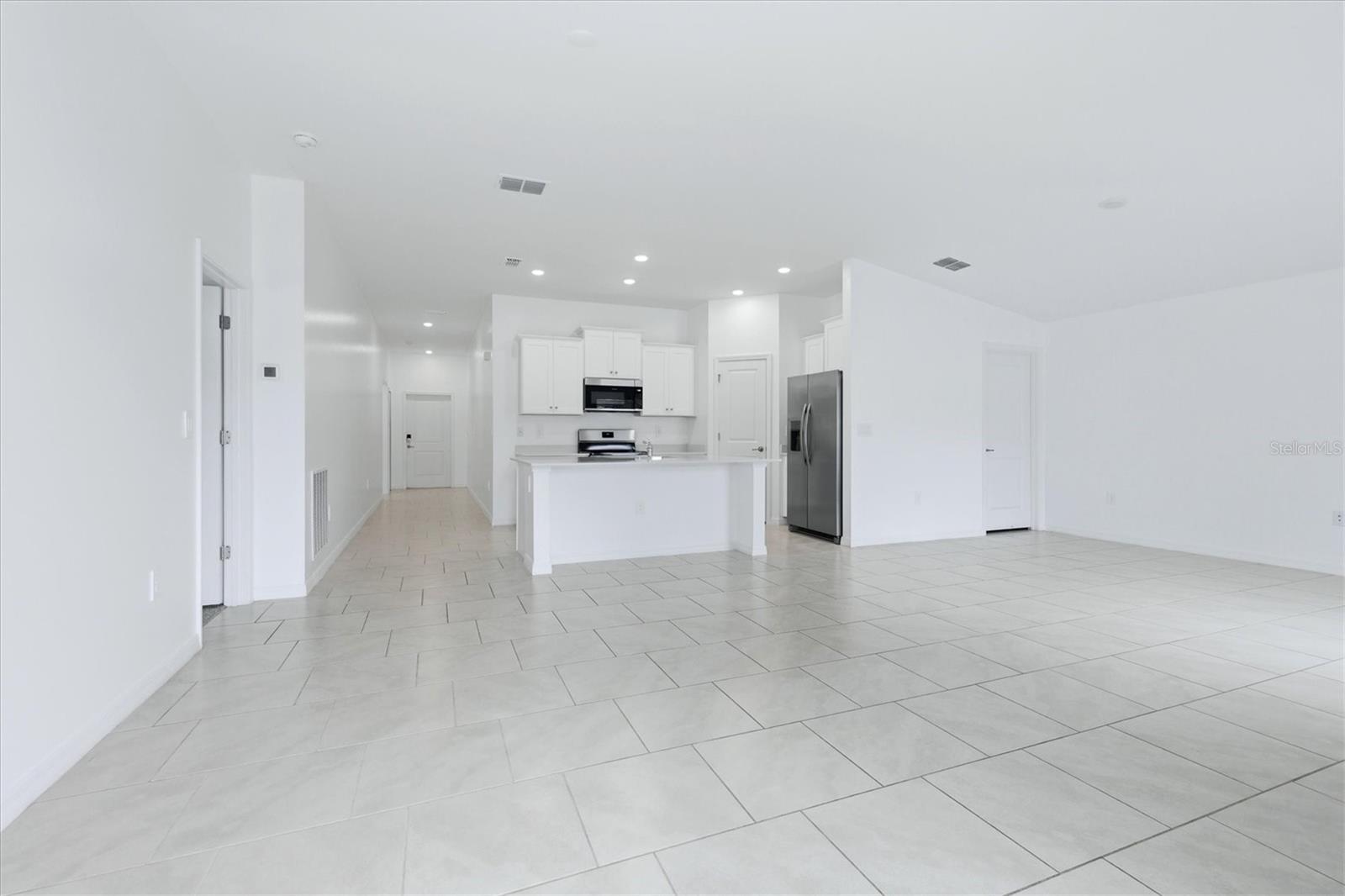 1403 AKEN STREET