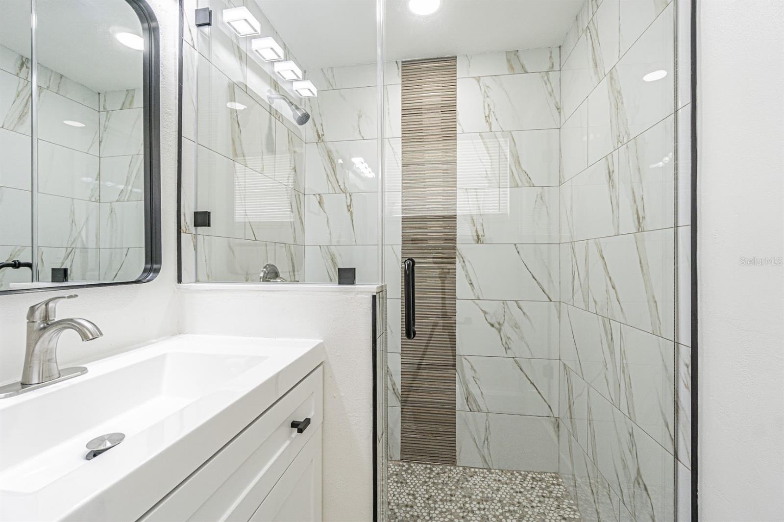 FOREST HILLS - Residential Lease