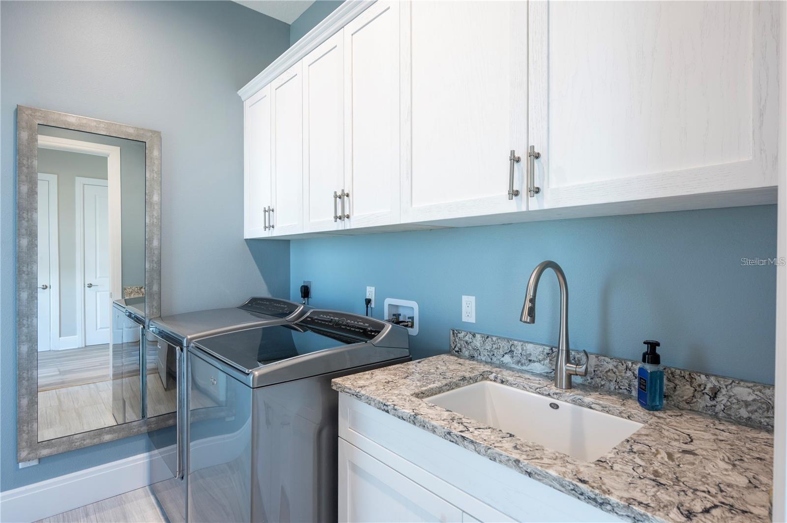 INDIAN ROCKS - Residential