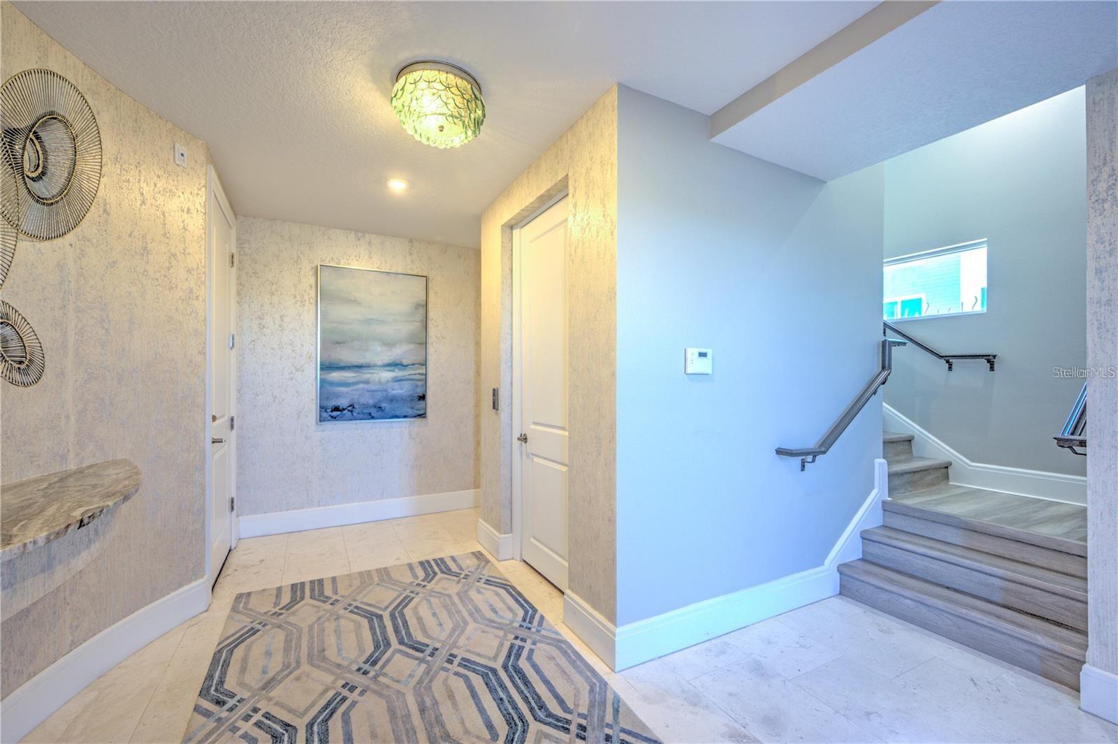 INDIAN ROCKS - Residential