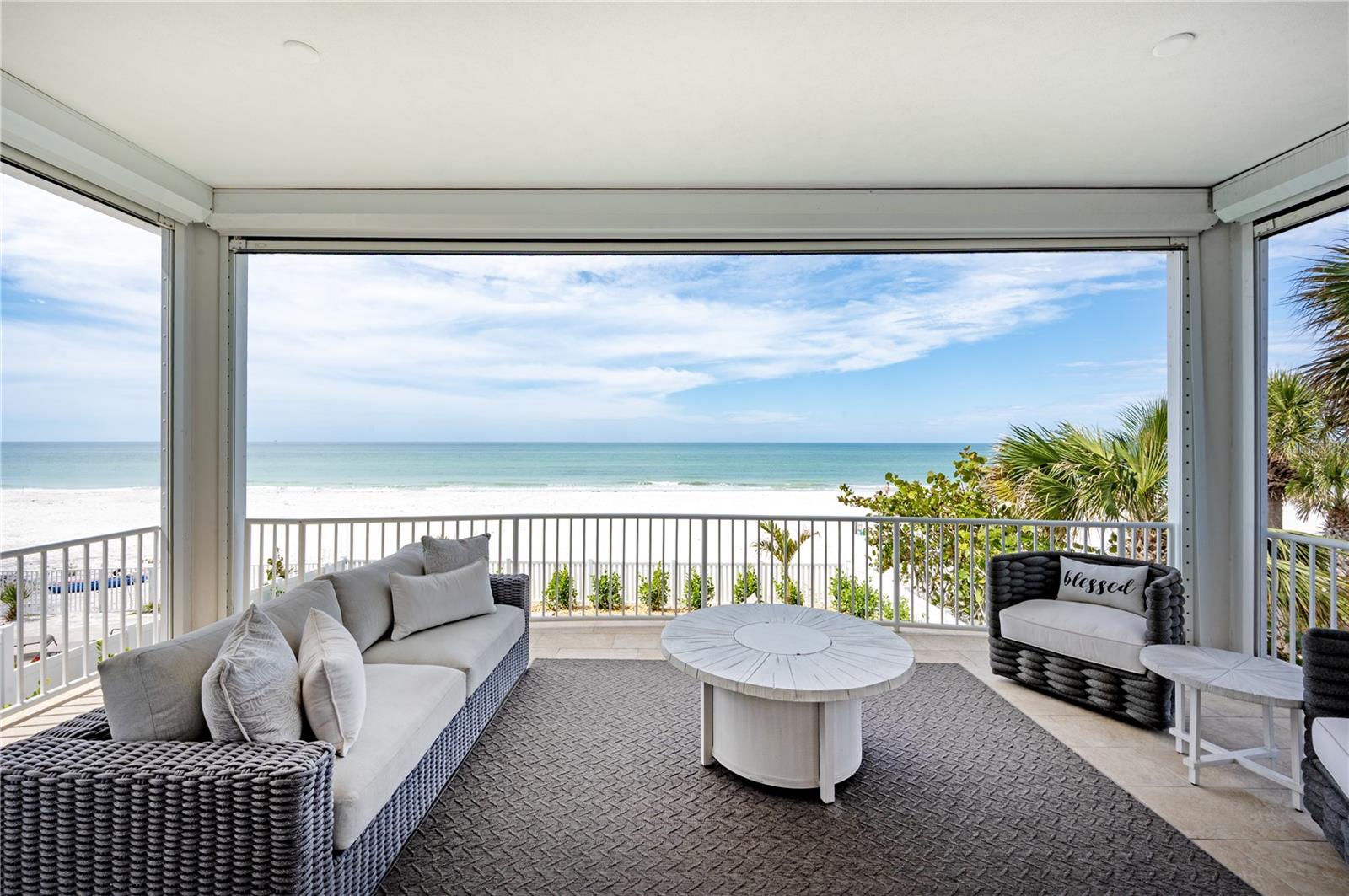 INDIAN ROCKS - Residential