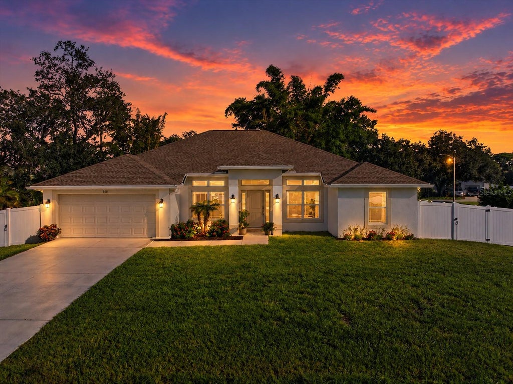 Photo of 300 Fordham Road, Venice, FL 34293 (MLS # N6146274)