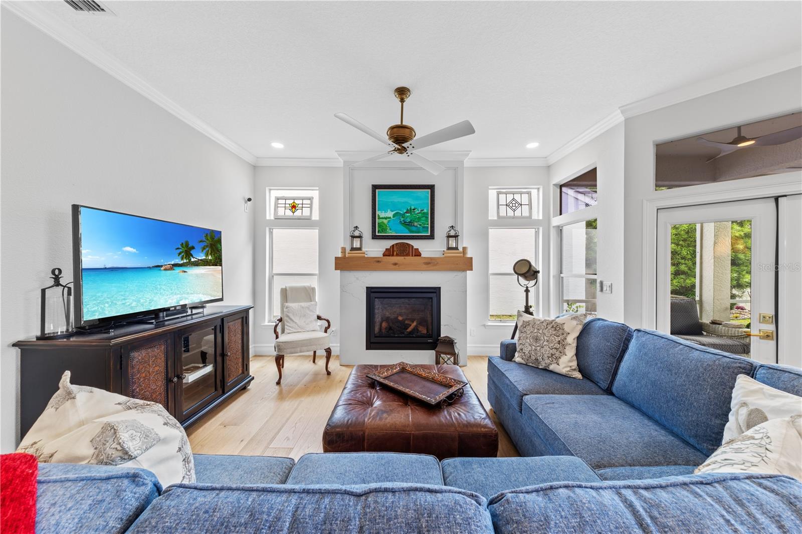 208 WIMBLEDON CIRCLE