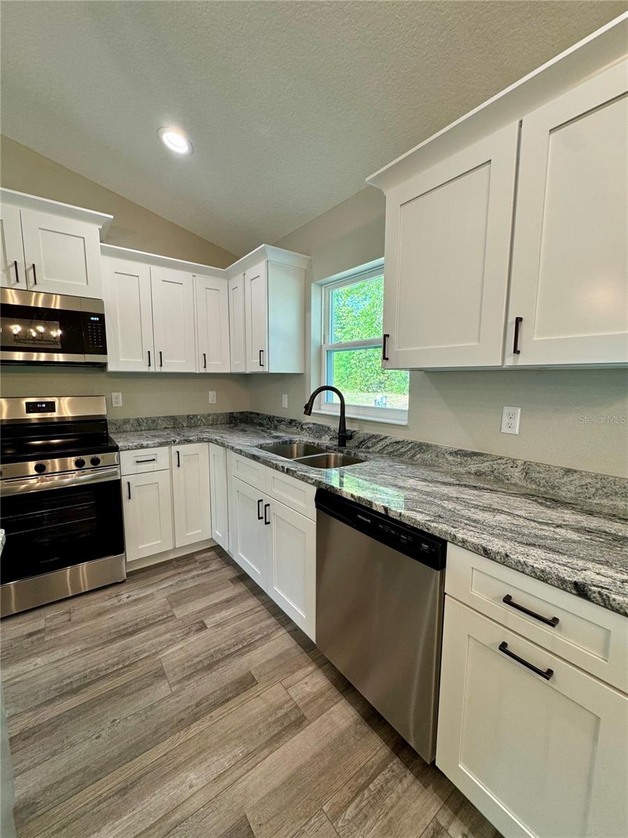 RAINBOW ACRES - Residential