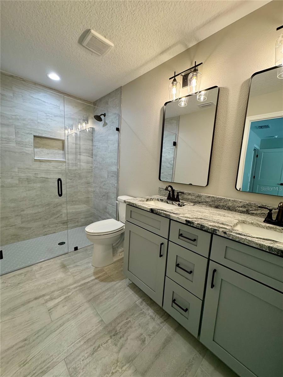 RAINBOW ACRES - Residential