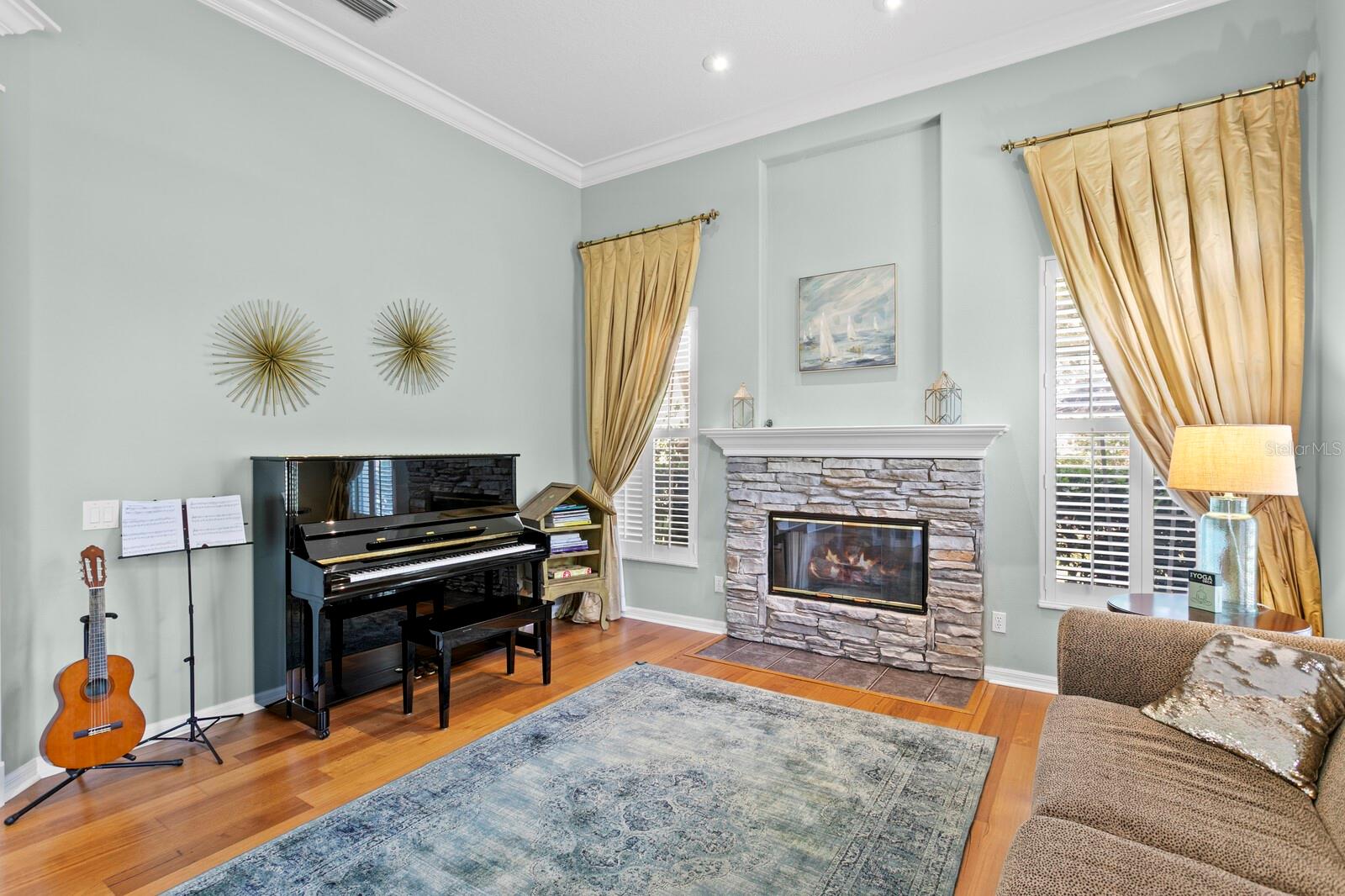 HUNTER'S GREEN - Residential