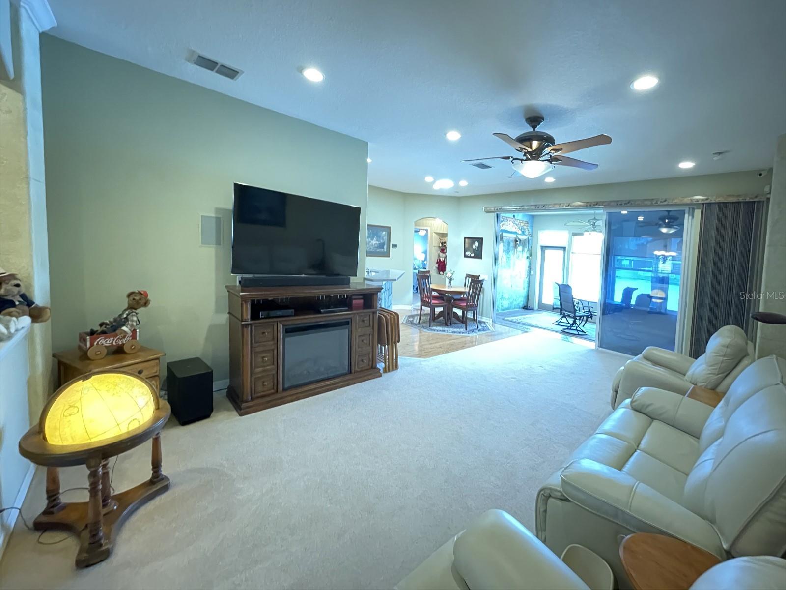 CARILLON LAKES PH 3B - Residential