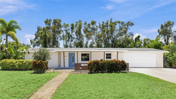 2560 SUNNYSIDE ST, SARASOTA, FL 34239 - Image 7d706fea5a37bb95d95ccacbe07e99eb/3297941