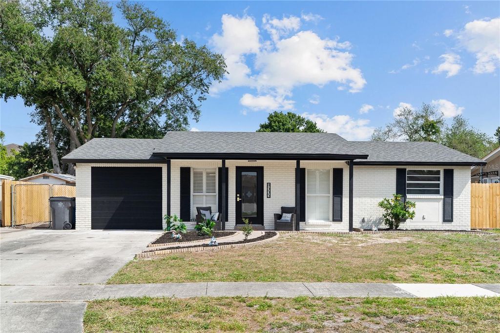 Photo of 8335 Galewood Circle, Tampa, FL 33615 (MLS # TB8494583)