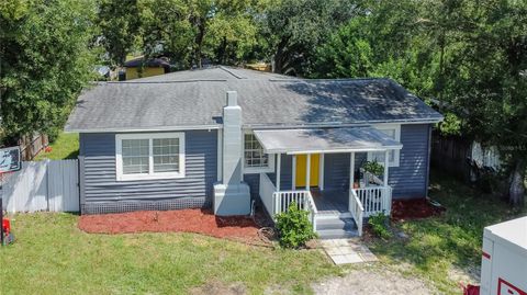 Photo of 5004 E Seneca Avenue, Tampa, FL 33617 (MLS # TB8421927)
