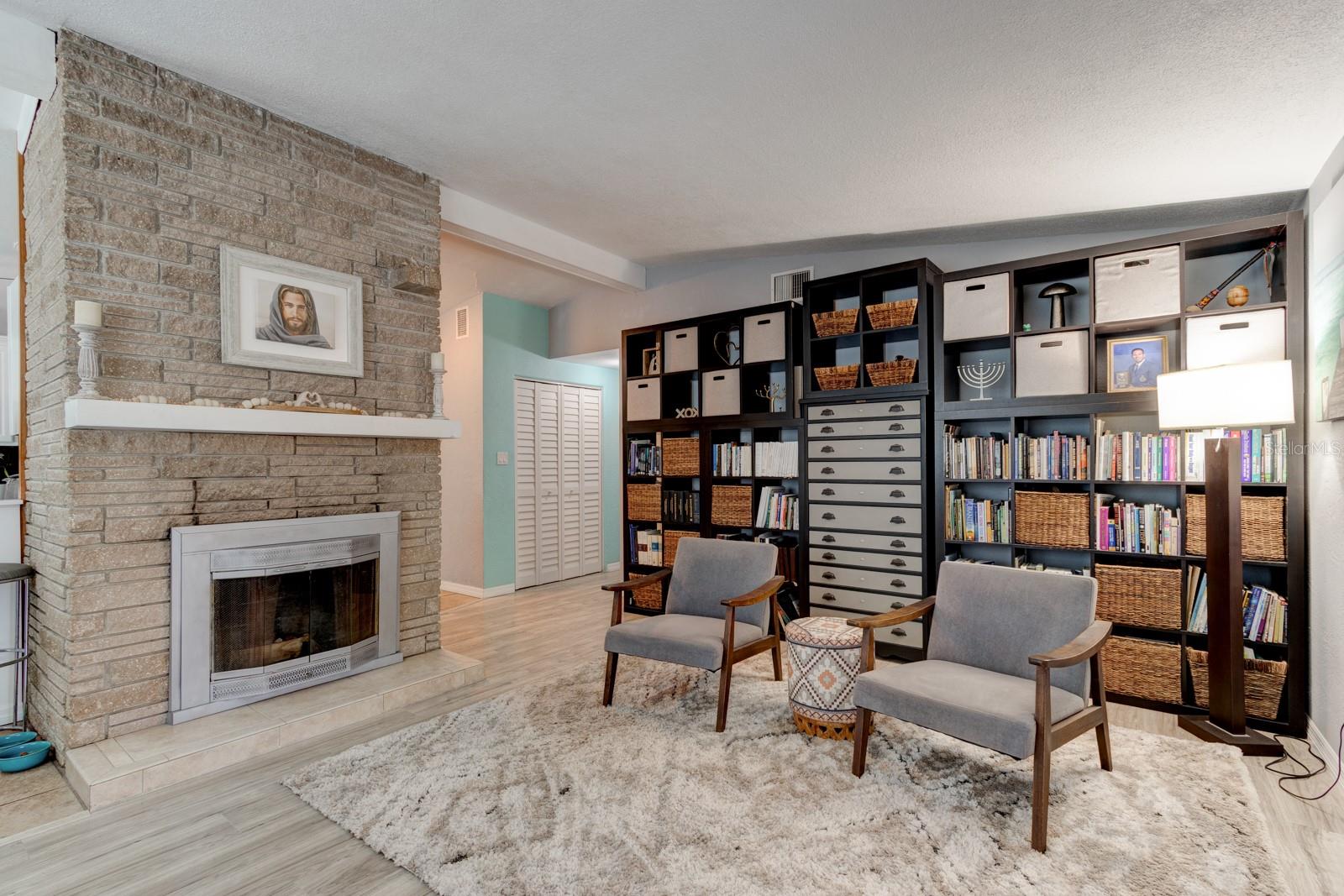 184 AZALEA ROAD