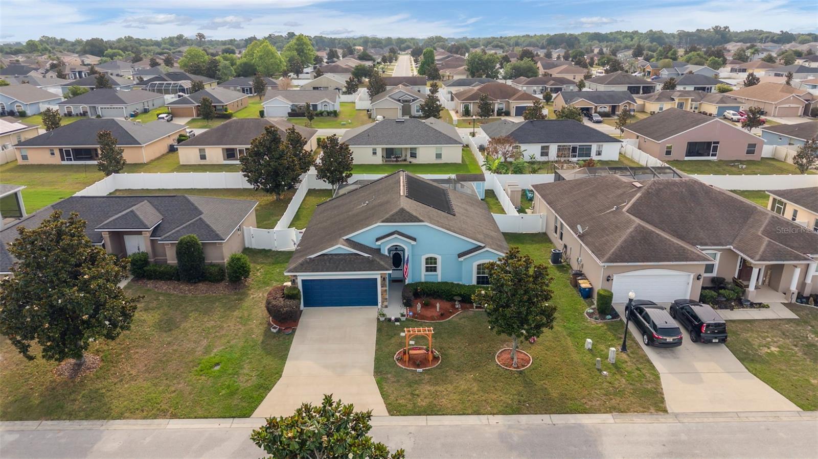 2258 BLUEBIRD AVENUE
