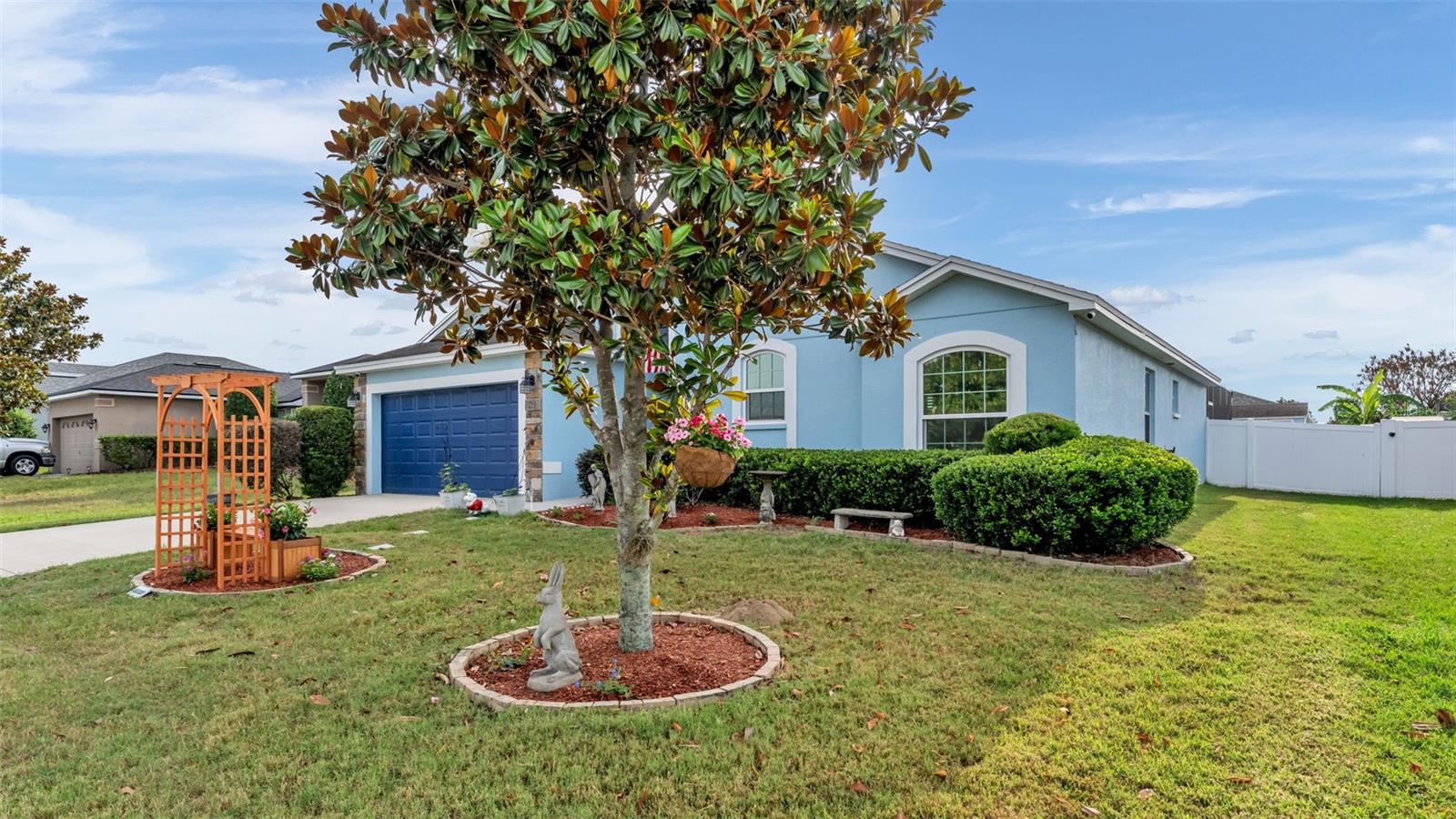 WIND MEADOWS - Residential
