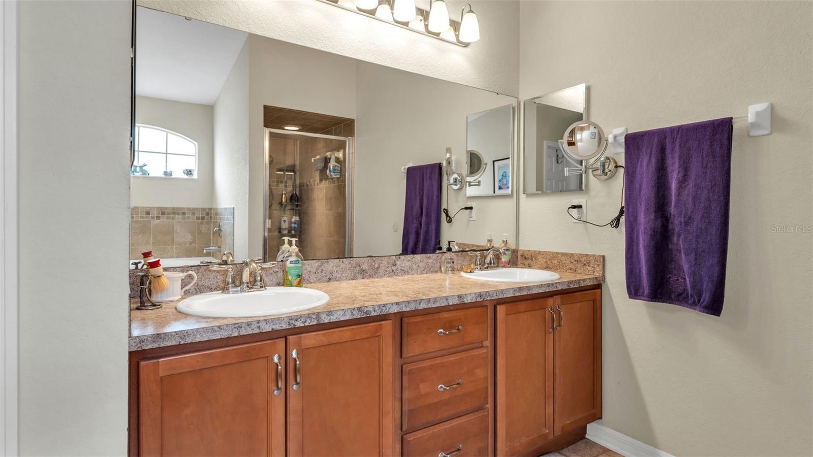 WIND MEADOWS - Residential