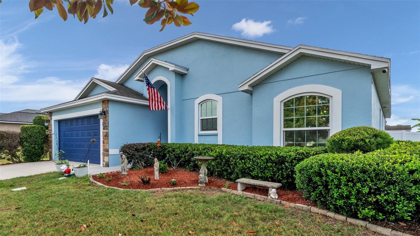 WIND MEADOWS - Residential