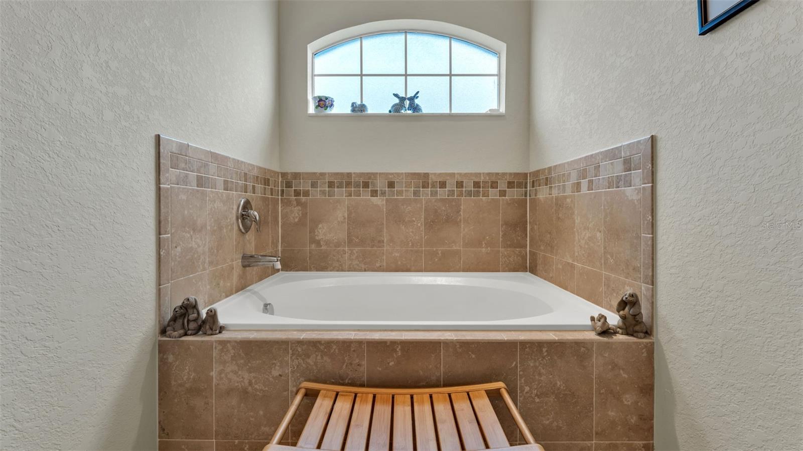 WIND MEADOWS - Residential