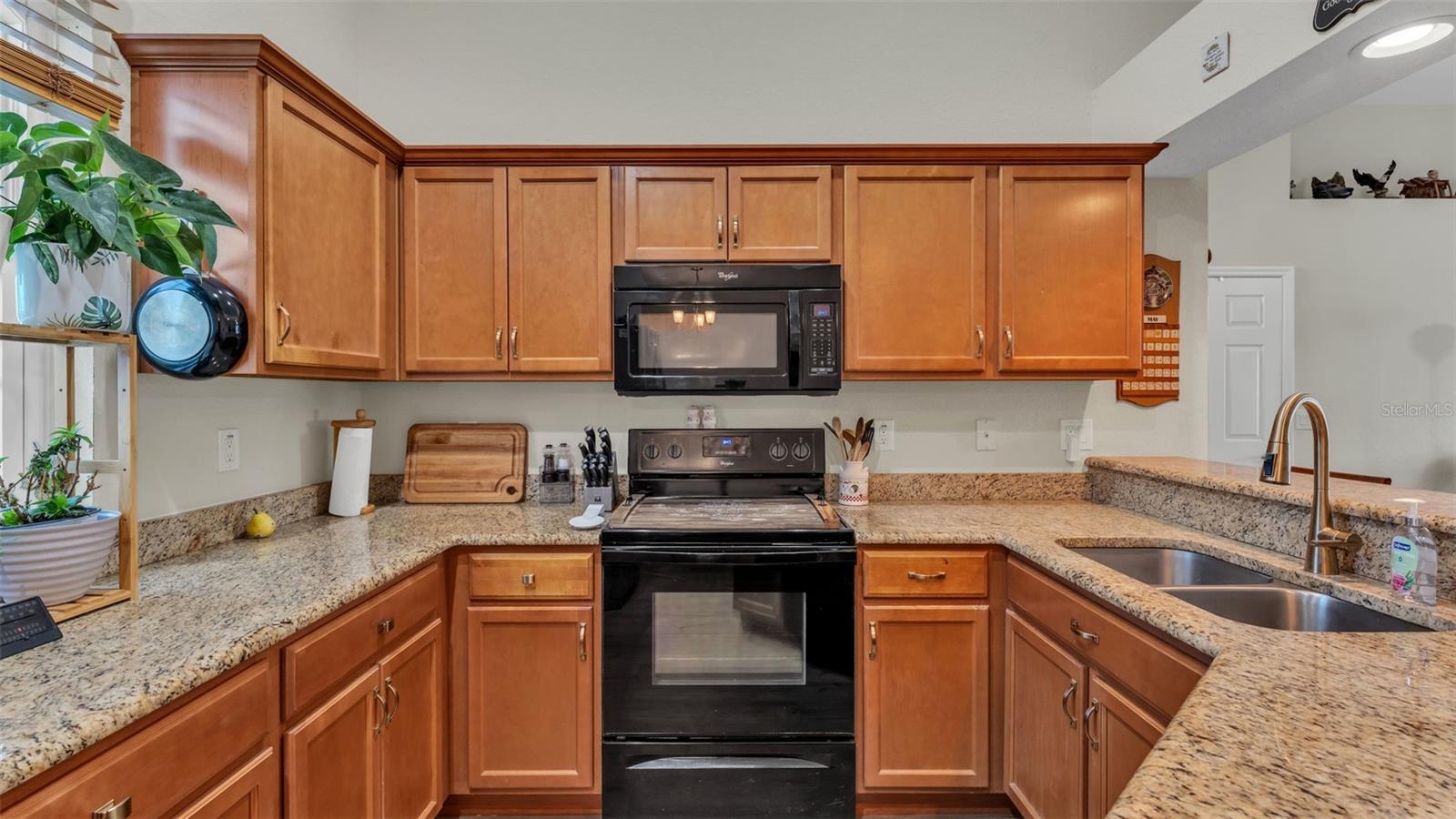 WIND MEADOWS - Residential