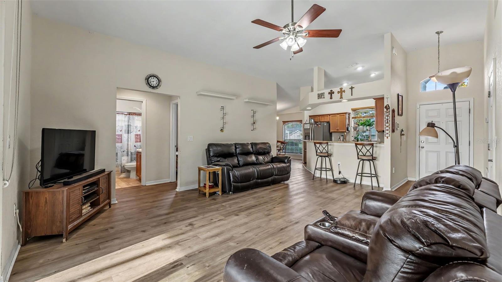 WIND MEADOWS - Residential