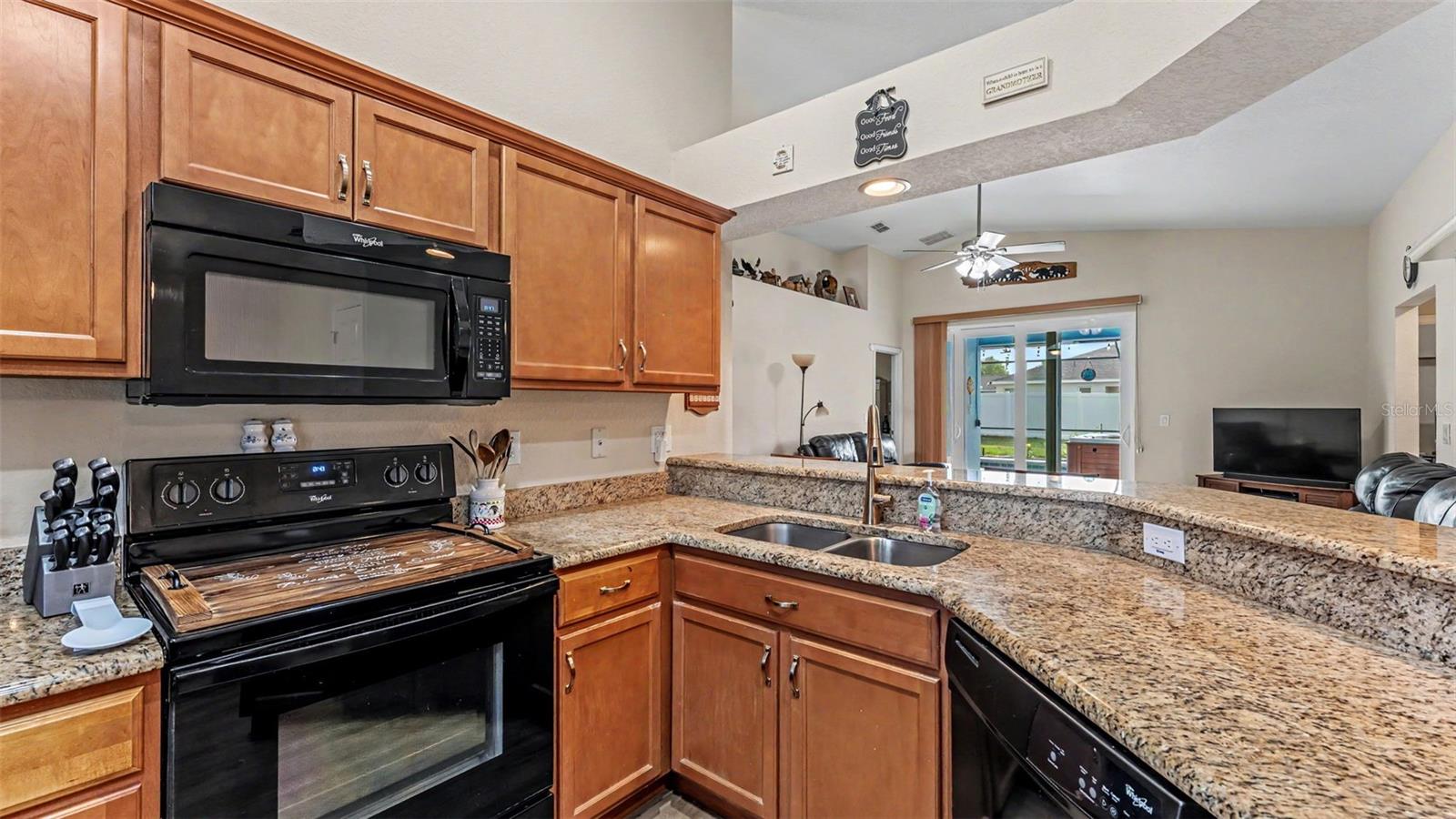 WIND MEADOWS - Residential