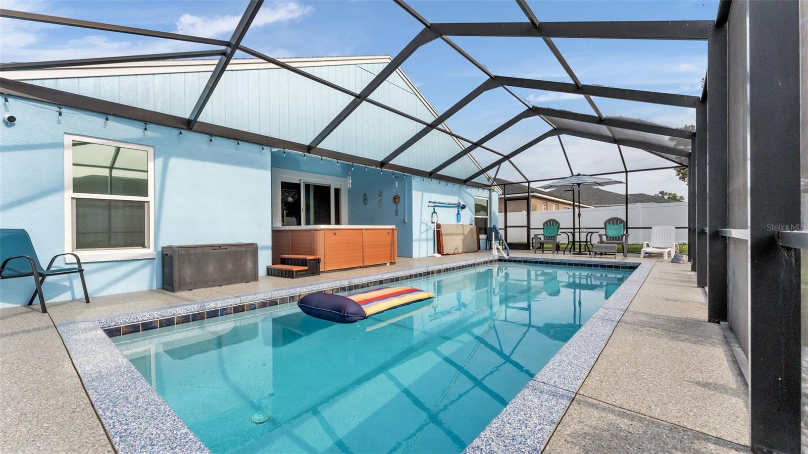 WIND MEADOWS - Residential