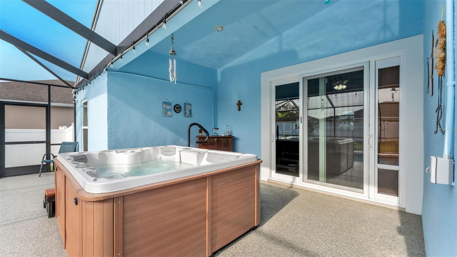 WIND MEADOWS - Residential