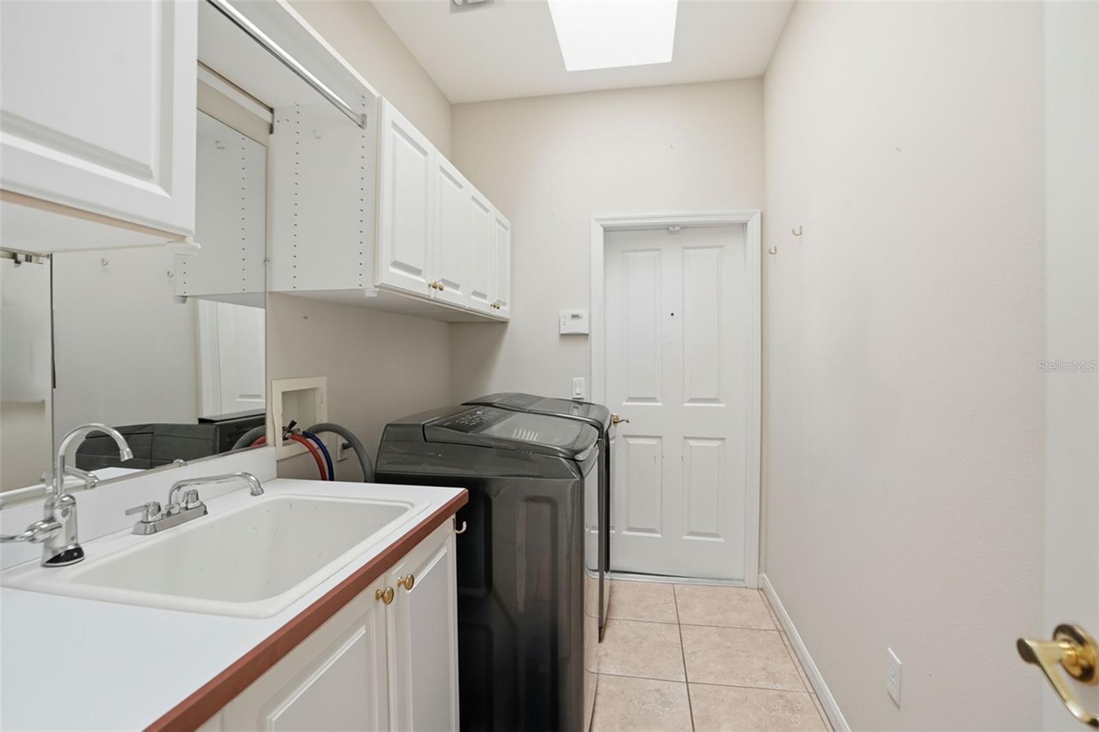 PINE RIDGE UNIT 03 - Residential