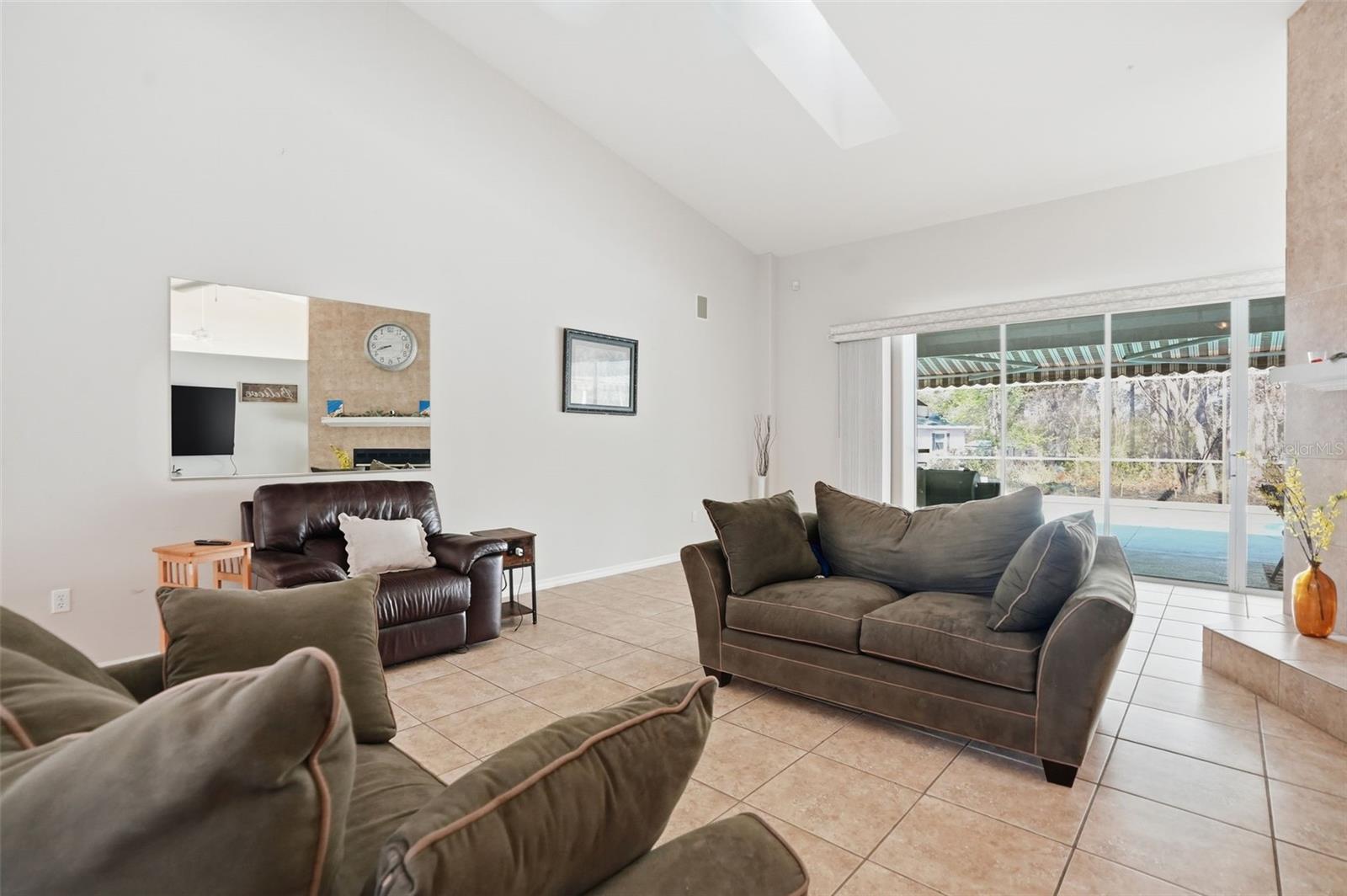 PINE RIDGE UNIT 03 - Residential