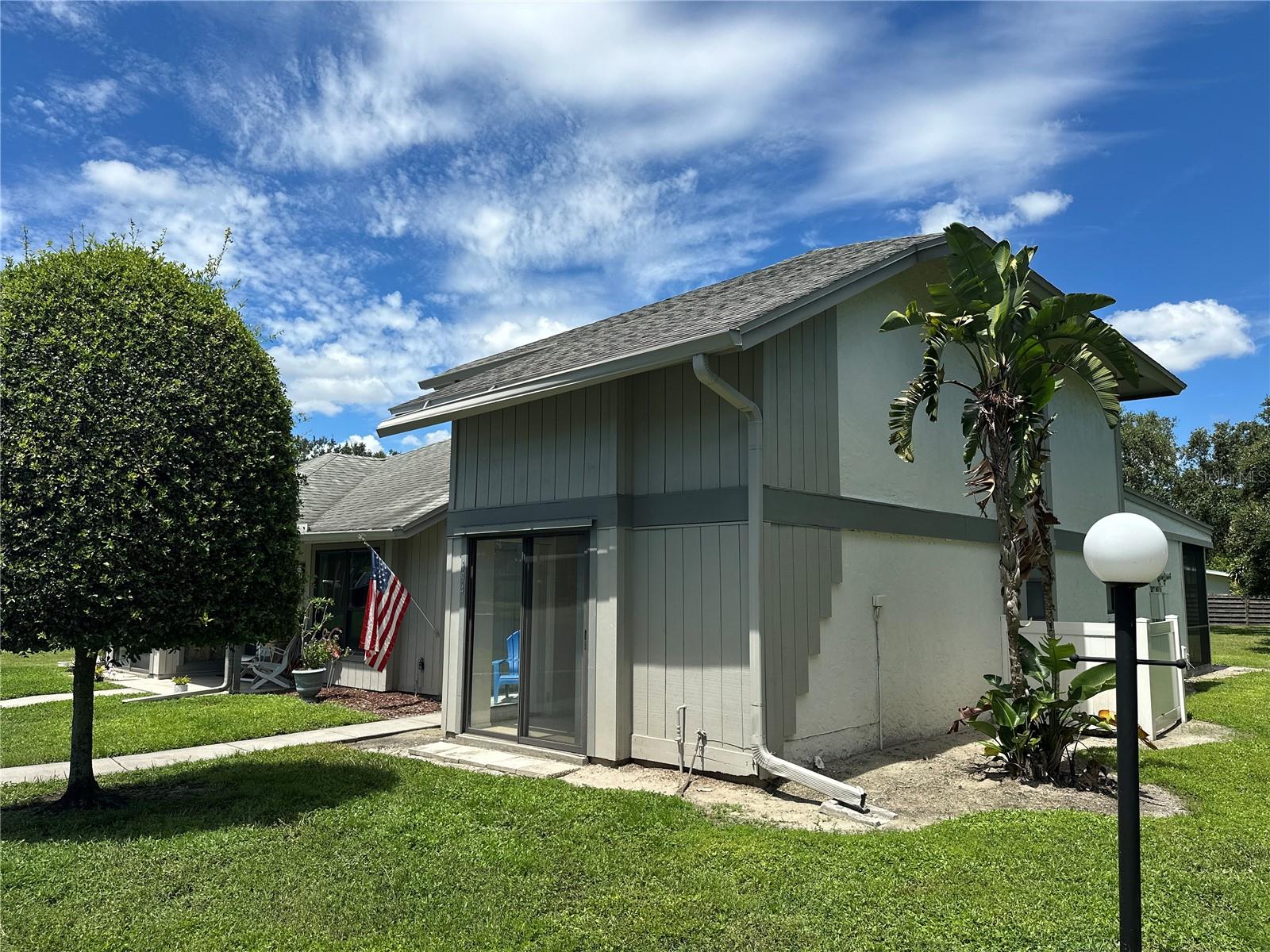 994 N BENEVA ROAD T2
