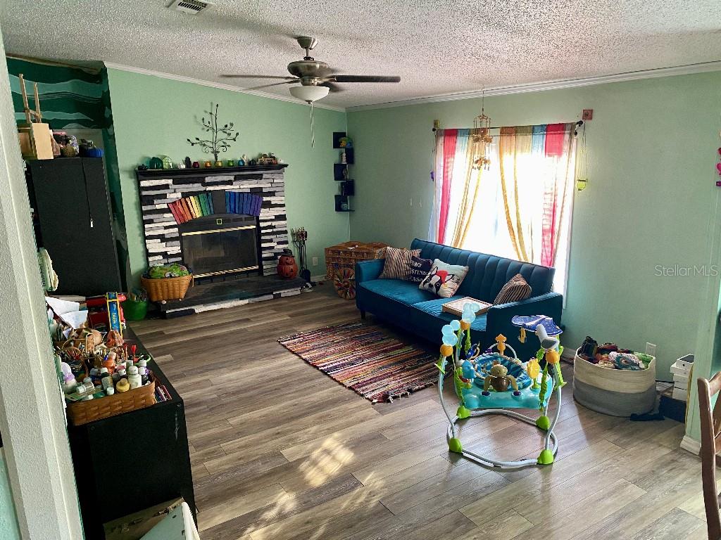 3207 MAZIE DRIVE