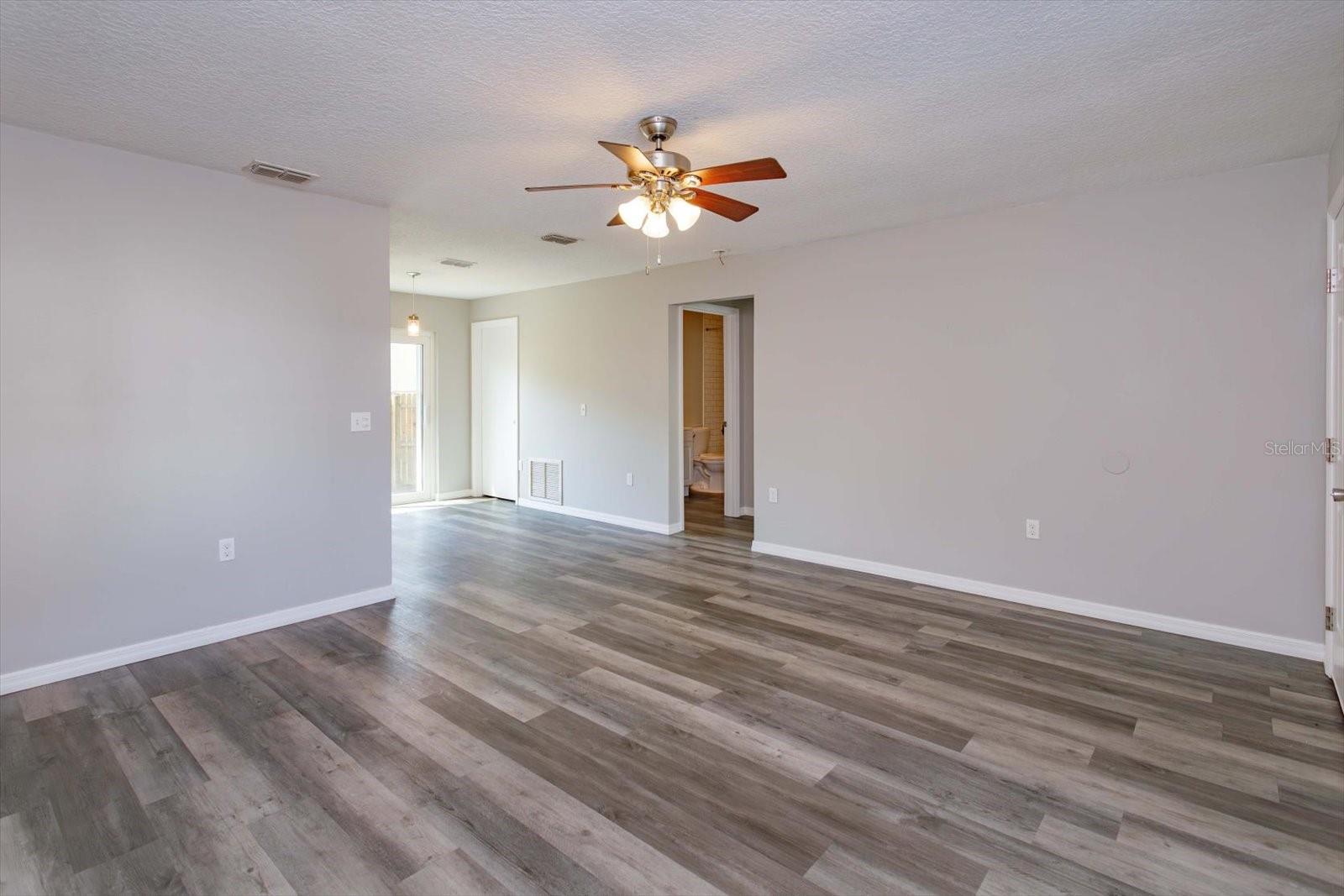 FEARINGTON & BALLARD - Residential Lease