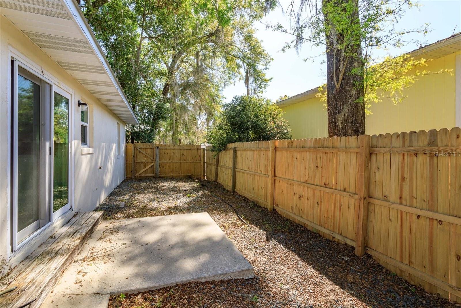 FEARINGTON & BALLARD - Residential Lease