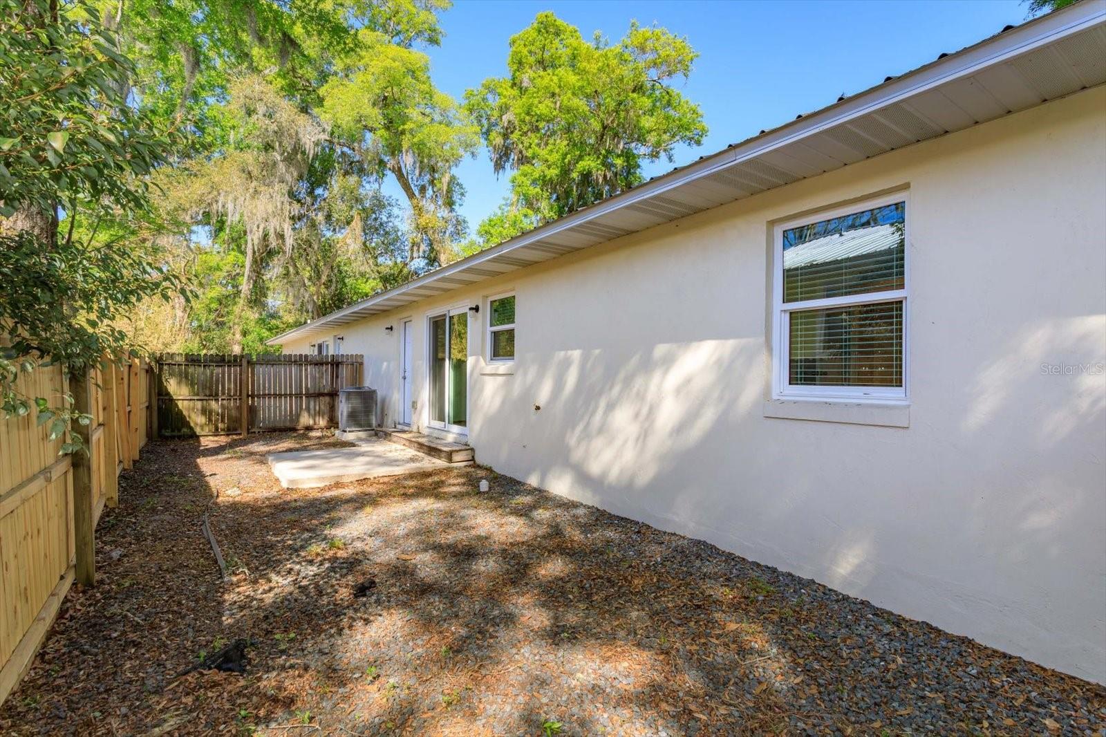 FEARINGTON & BALLARD - Residential Lease