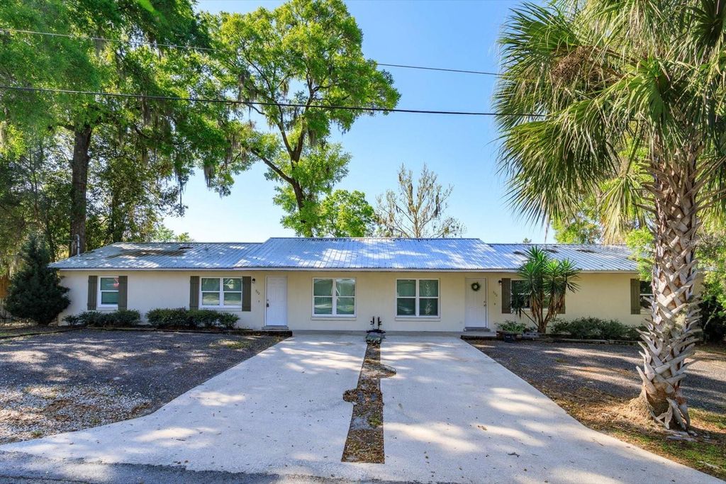 Photo of 302 Ballard Avenue, Deland, FL 32724 (MLS # O6392740)