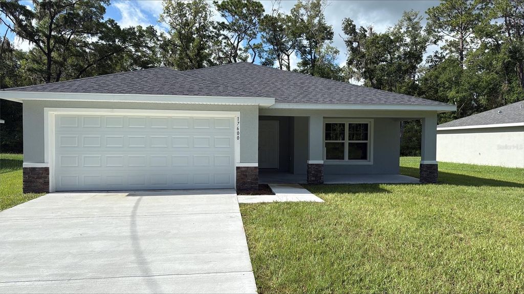 Photo of 17600 SW 113th Place, Dunnellon, FL 34432 (MLS # OM709134)