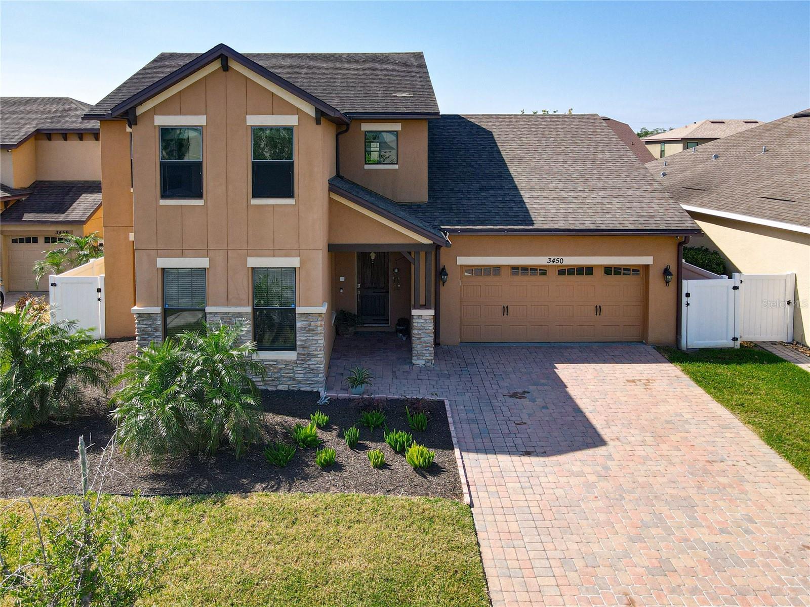 3450 PUXTON DRIVE
