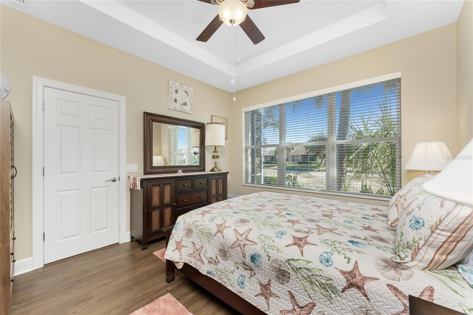 VERONA RESERVE - Residential