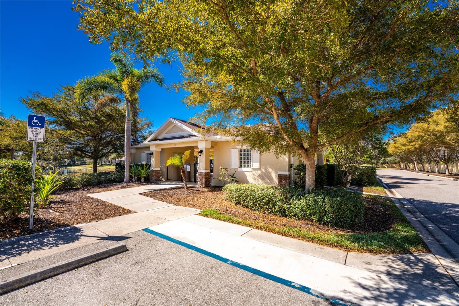 VERONA RESERVE - Residential