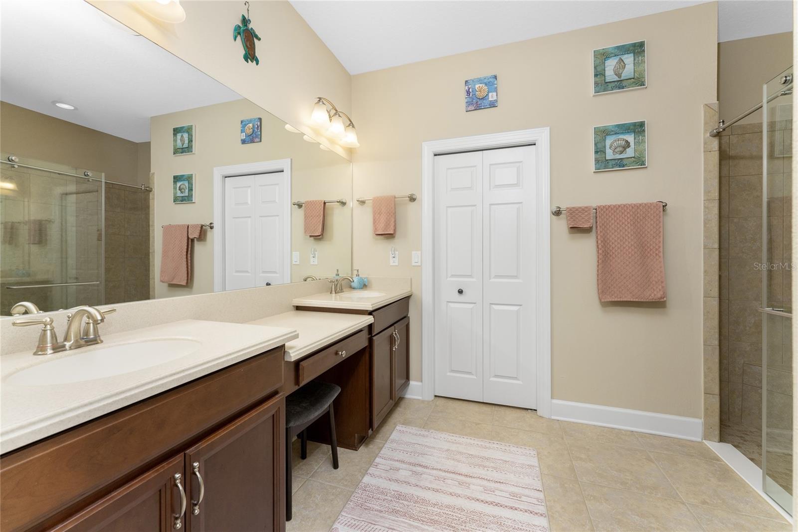 VERONA RESERVE - Residential