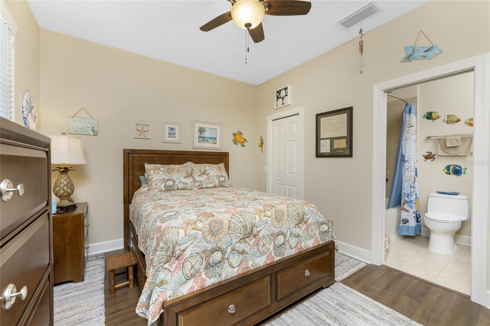 VERONA RESERVE - Residential