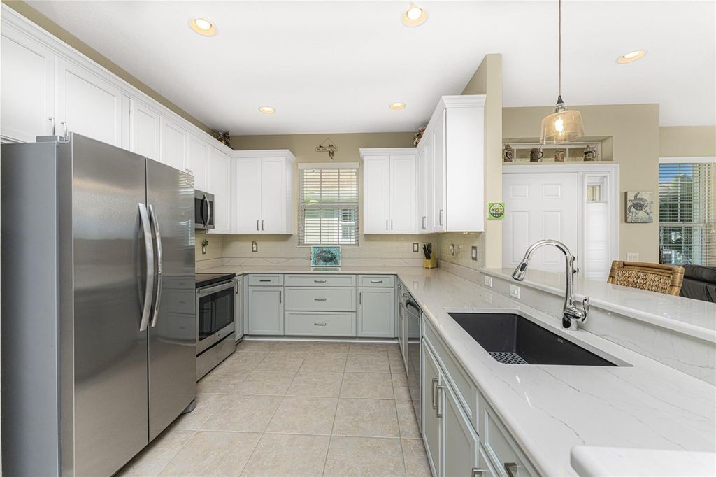 Photo of 215 Fontanelle Circle, Venice, FL 34292 (MLS # N6143137)