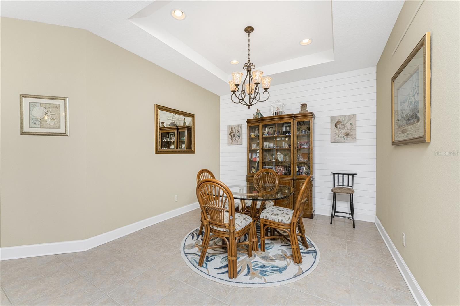 VERONA RESERVE - Residential