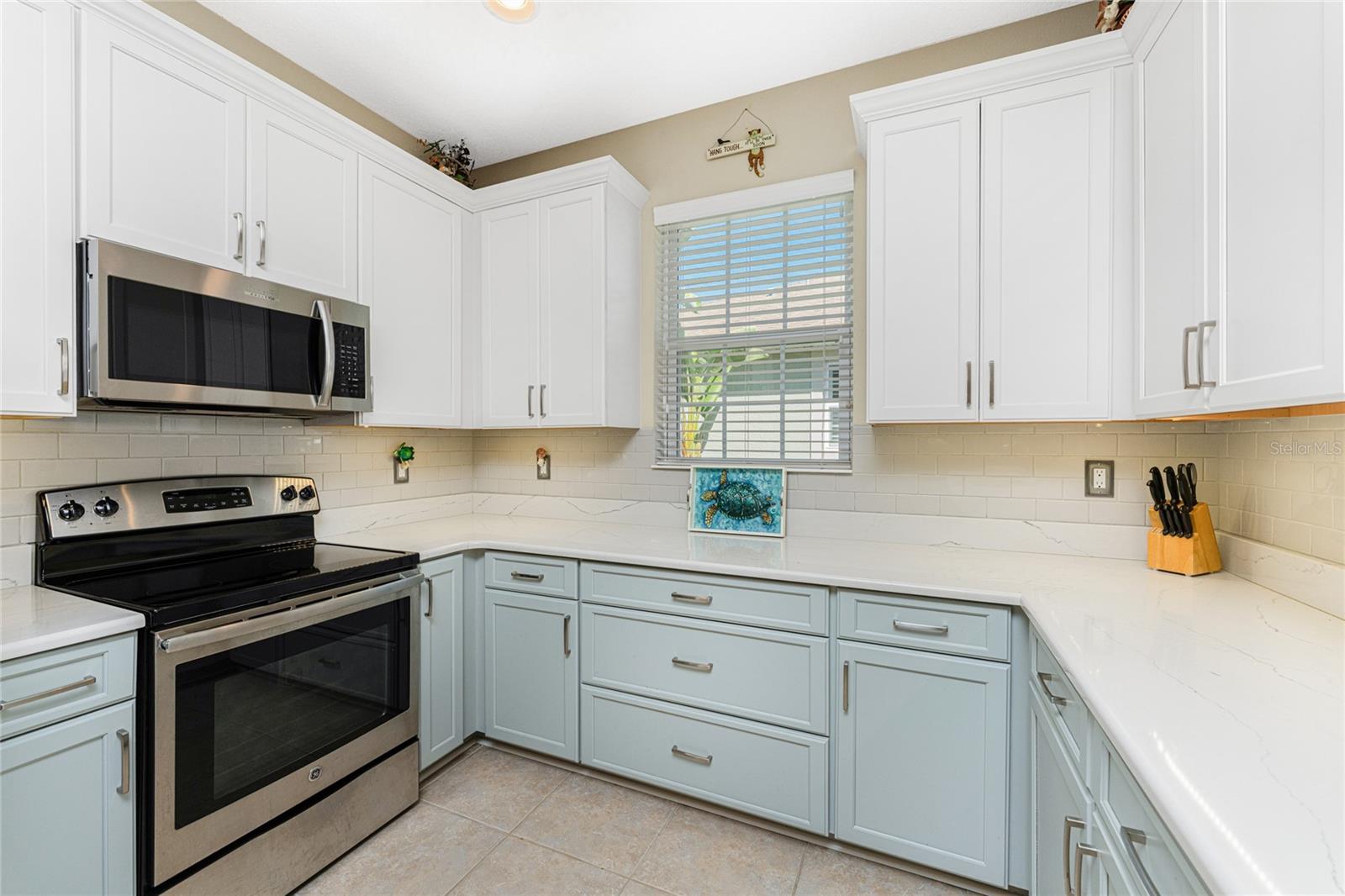 VERONA RESERVE - Residential