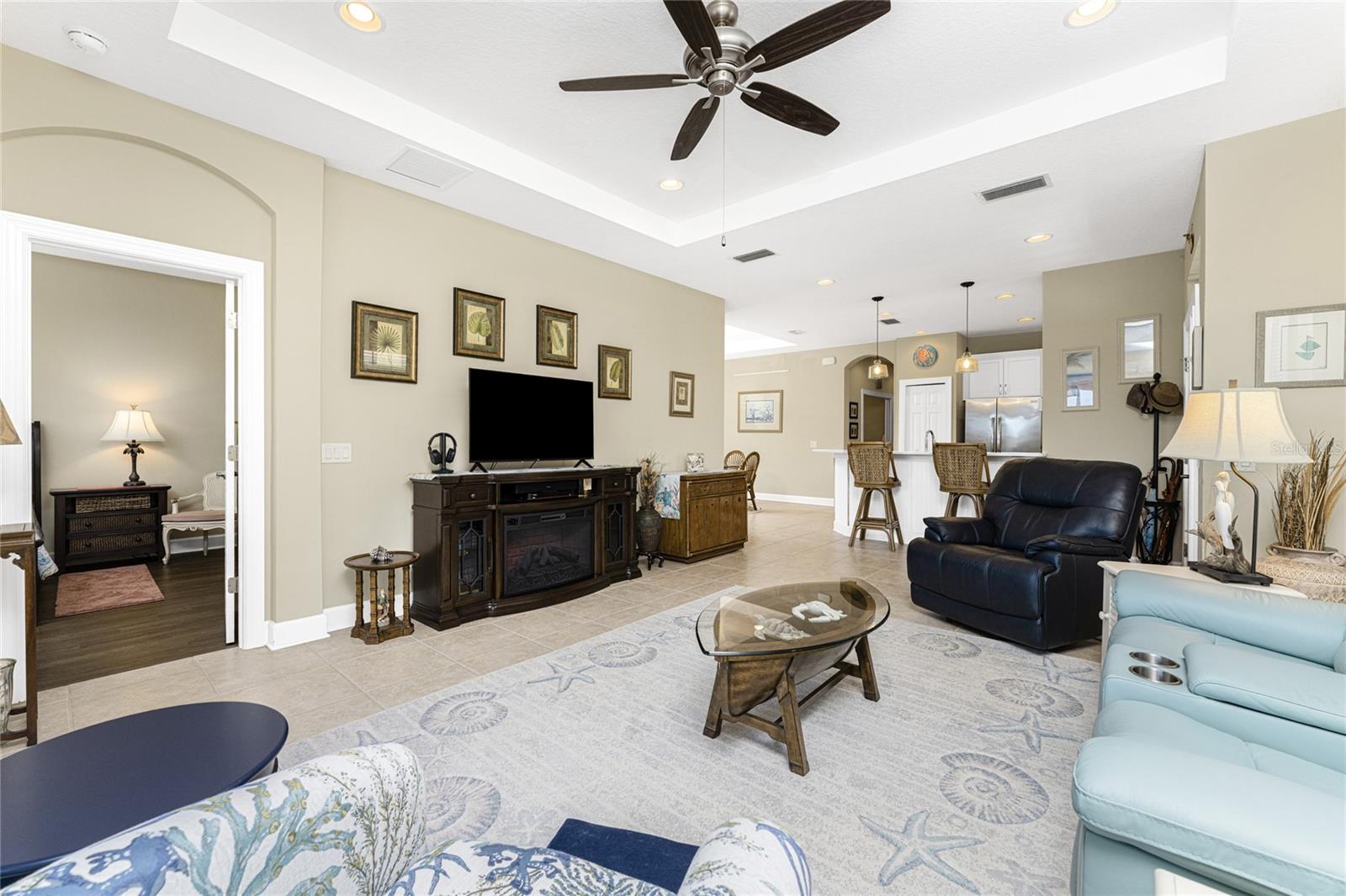 VERONA RESERVE - Residential