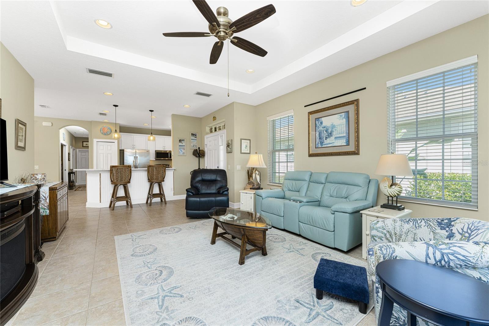 VERONA RESERVE - Residential