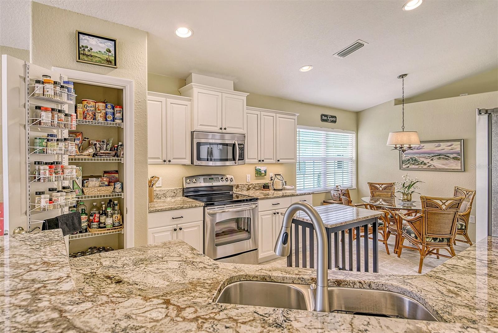 PINEHURST ESTATES PH A - Residential