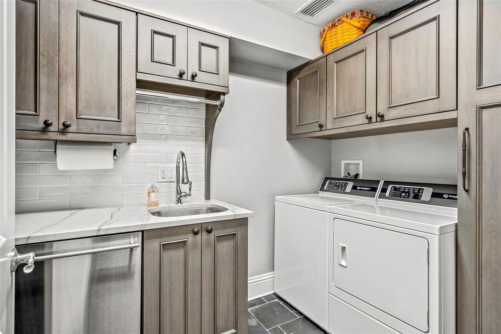 ROSE TERRACE - Residential