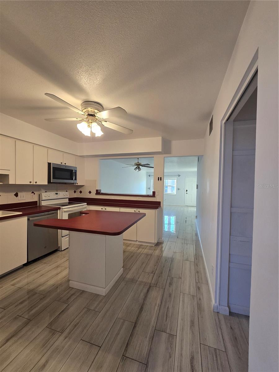 PARC VENDOME UNIT CONDO - Residential Lease