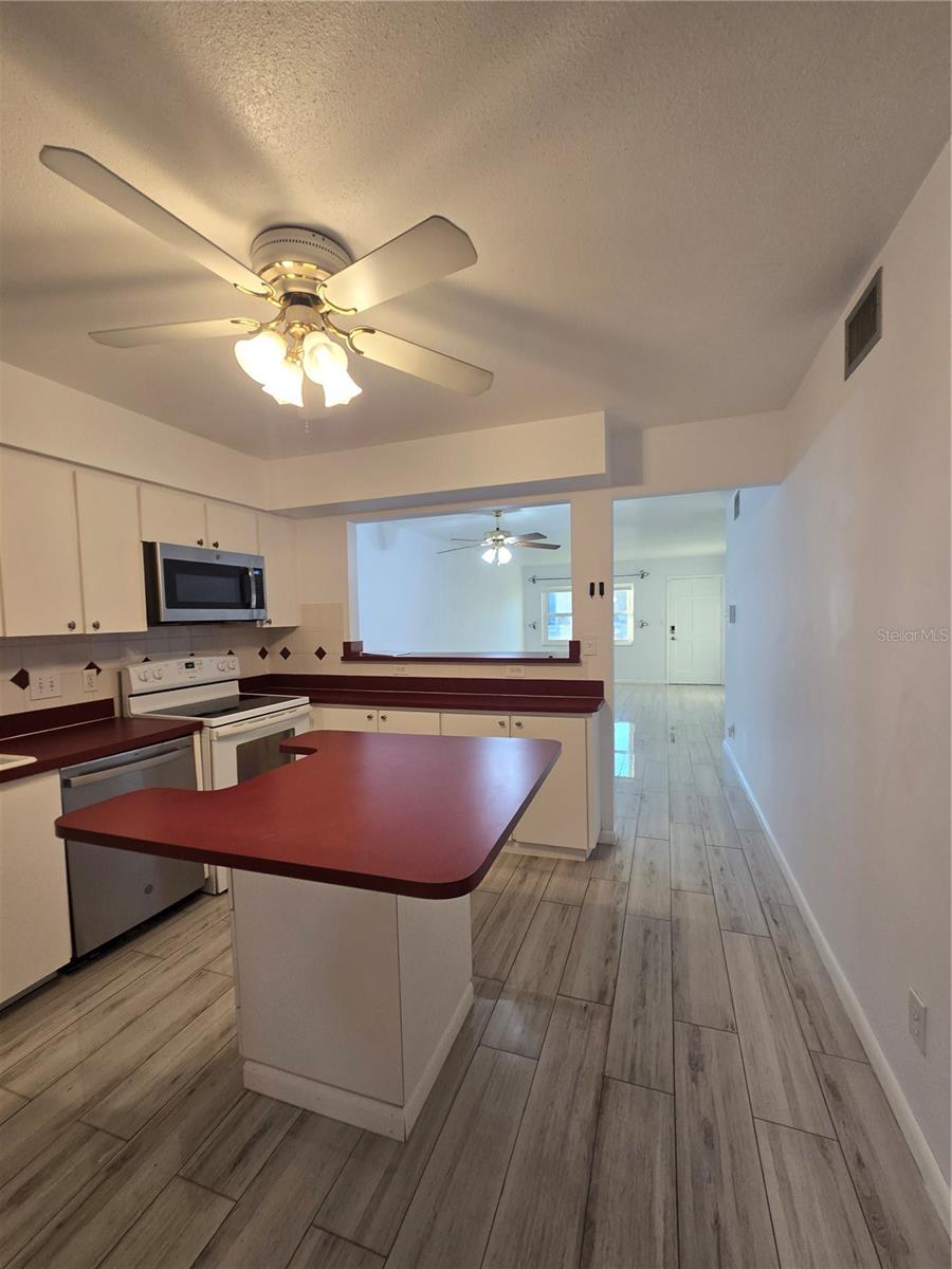 PARC VENDOME UNIT CONDO - Residential Lease