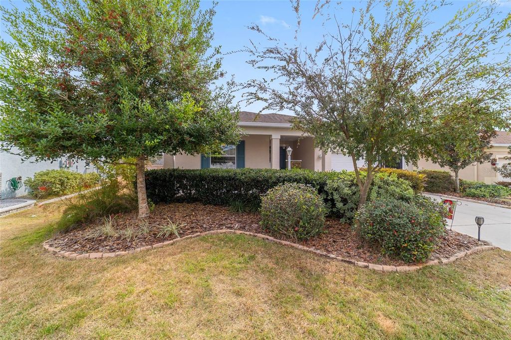 Photo of 7765 SW 80th Place Road, Ocala, FL 34476 (MLS # OM714654)