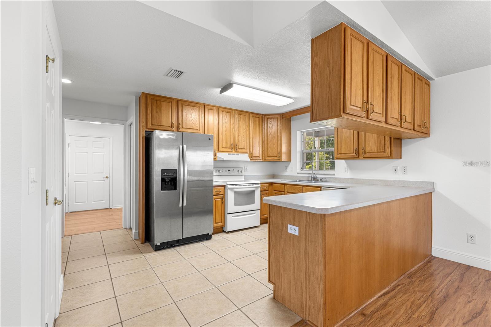 BELLEVIEW HEIGHTS - Residential Lease